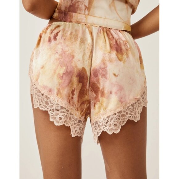 Free People Intimately Moonbeams Shorts Sweet Combo ( S ) - Picture 2 of 4